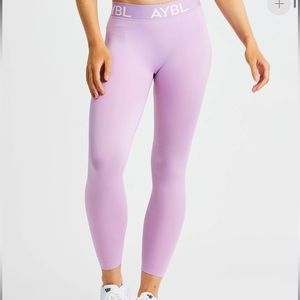 AYBL: Staple Seamless Low Rise Leggings